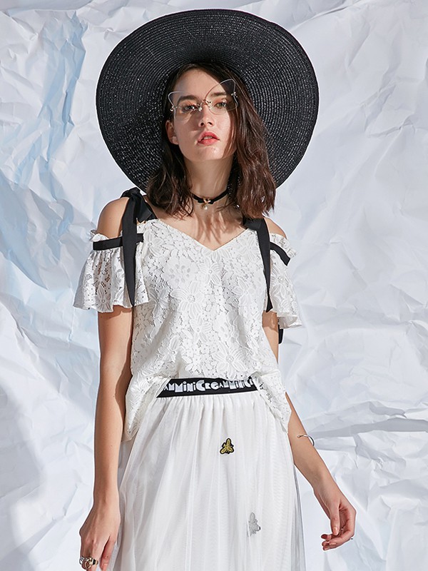 卡布依2020春夏季白色荷叶边上衣