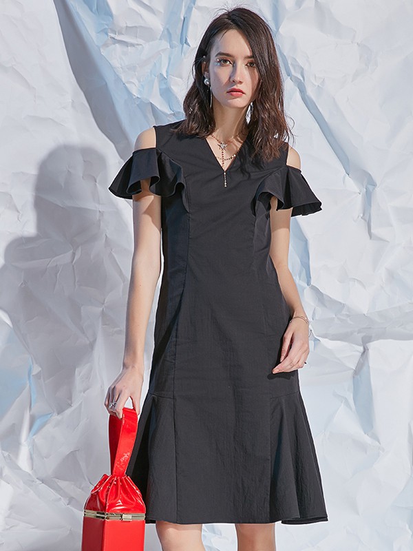 卡布依2020春夏季黑色印花连衣裙