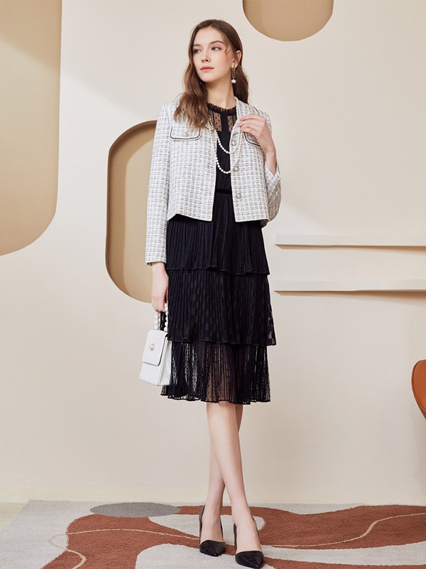 佳人苑2020秋季白色宽松外套