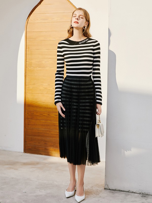 佳人苑2020秋季黑色条纹套装