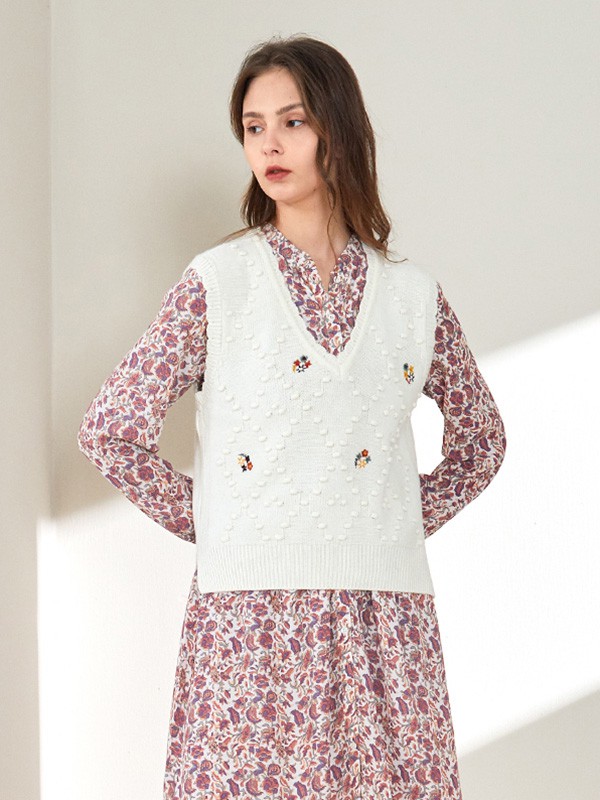 星期四女装2020秋季白色图案背心