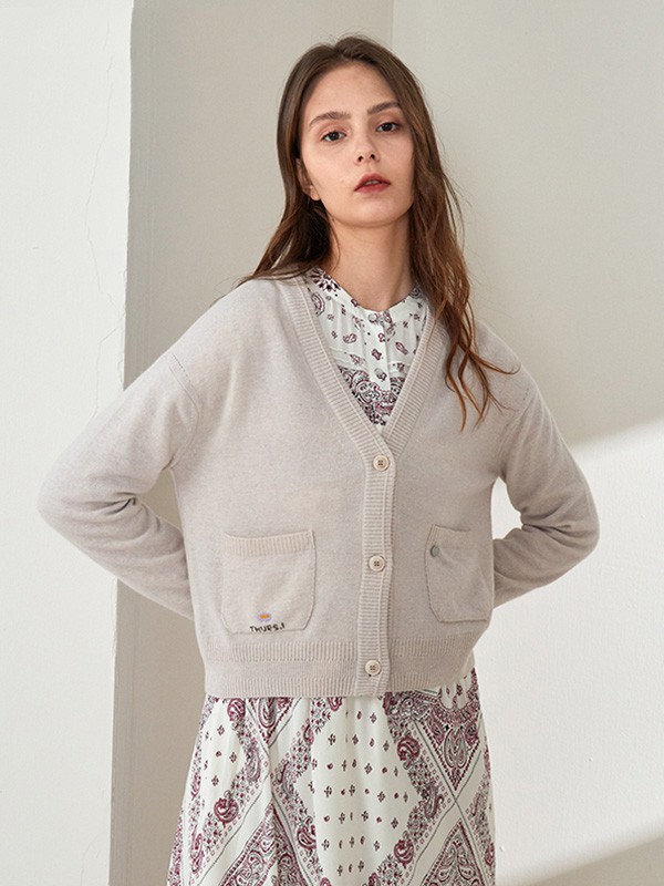 星期四女装2020秋季灰色纯色针织衫