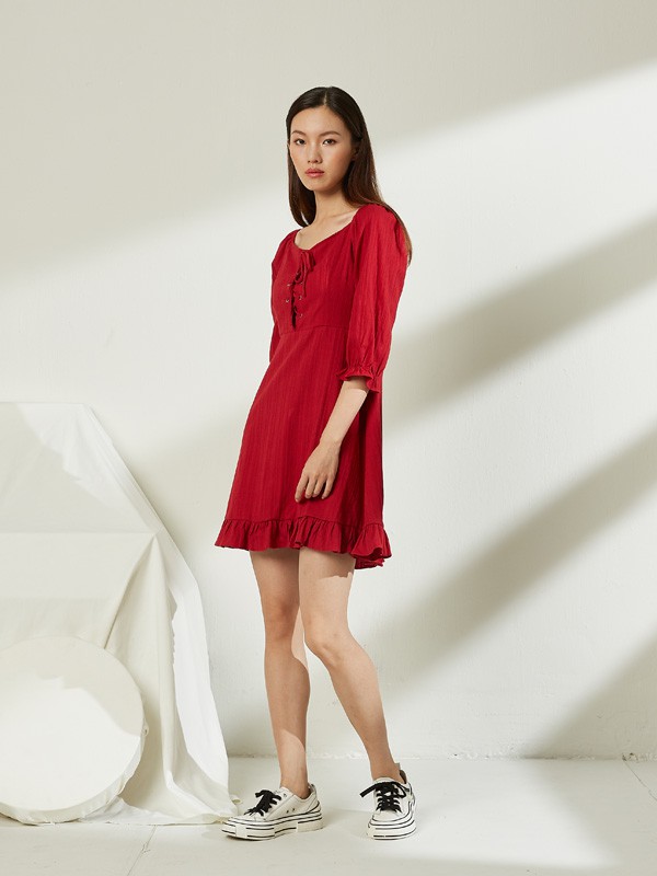 曈行2020秋季红色褶皱连衣裙