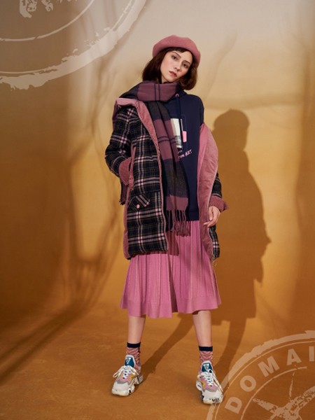 艺域2020秋冬季黑色格子外套