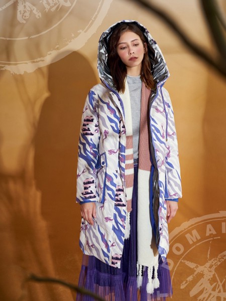 艺域2020秋冬季白色印花羽绒服