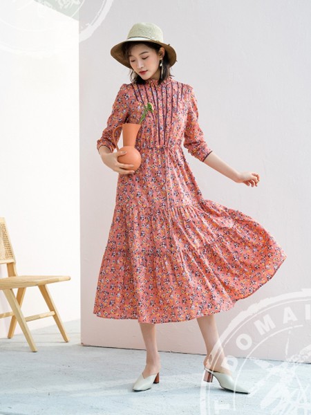 艺域2020秋冬季粉色碎花连衣裙