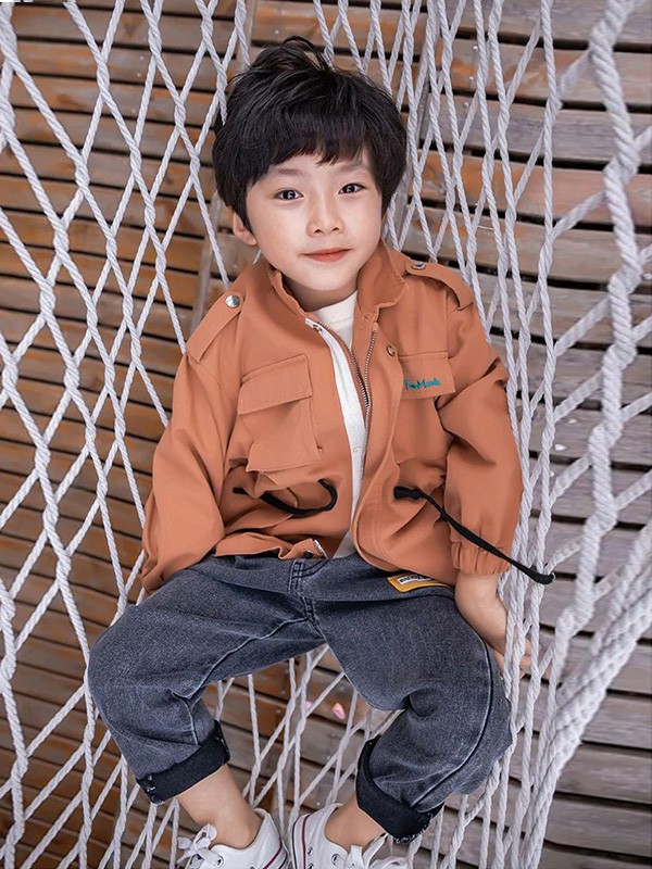 糖麦卡童装2020秋季棕色宽松外套