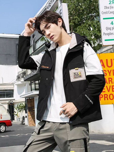 品客成2020秋冬季拼色字母棉服