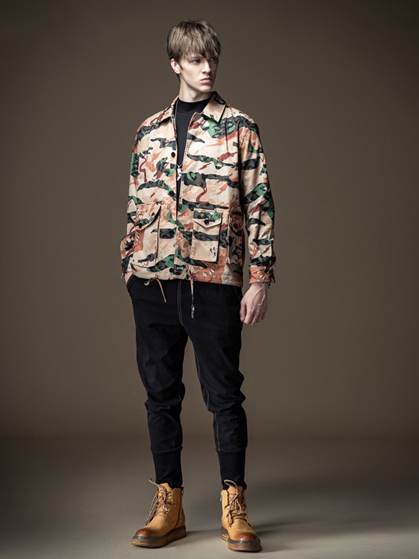 品立2020秋冬季拼色印花外套