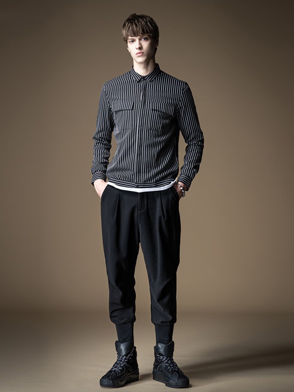 品立2020秋冬季灰色条纹衬衫