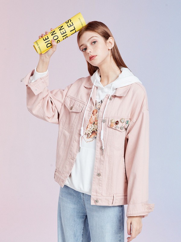 戈蔓婷2020秋冬季粉色宽松外套