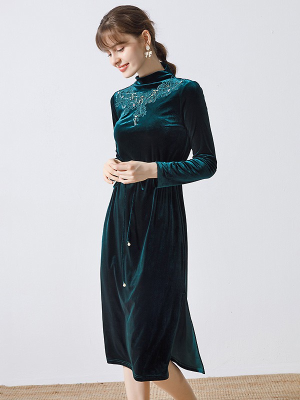 ​宾丽女装2019秋冬季墨绿色修身连衣裙