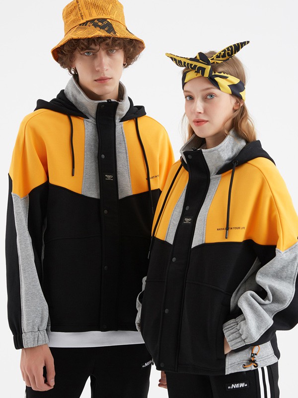 迈凯西威2020秋冬季拼色宽松外套