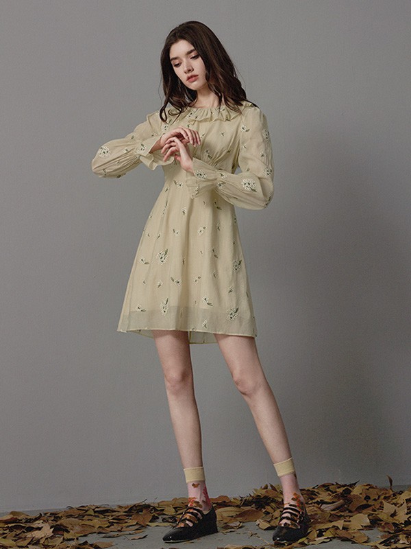 卡芮茜女装2020秋冬季黄色印花连衣裙