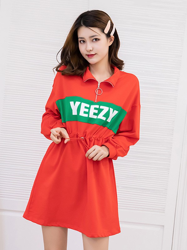 美丽衣橱女装2020秋冬季红色印花连衣裙