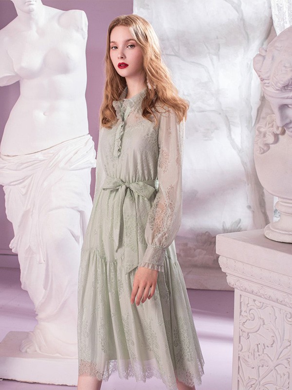 欧点2020秋冬季绿色系带连衣裙