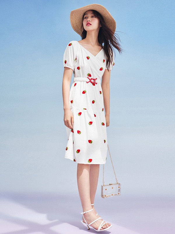 Lolypop2020春夏季白色印花连衣裙
