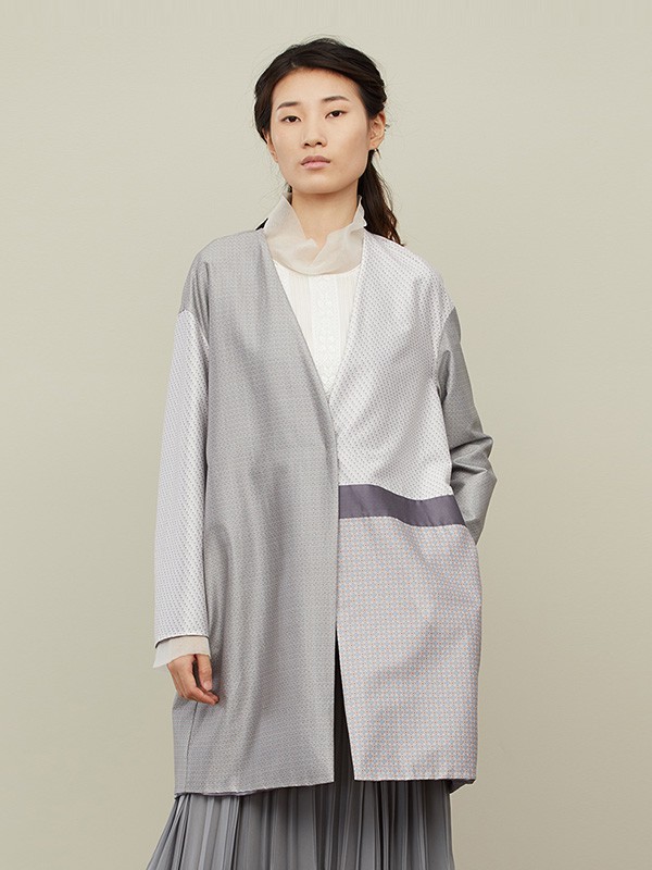 读我2020秋冬季拼色宽松外套