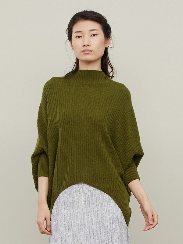 读我2020秋冬季绿色宽松毛衣