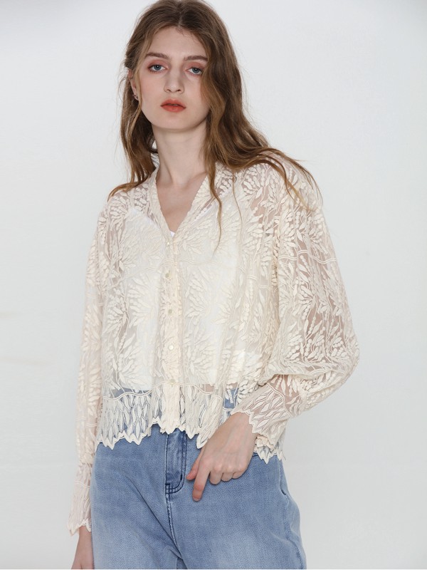 宝贝玛丽2020秋冬季米色透视蕾丝衫