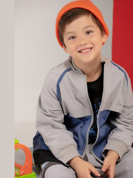 宝贝传奇童装2019秋冬季拼色宽松外套