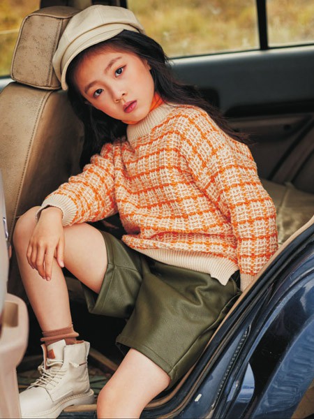 彩色笔童装2020秋冬季橙色格子毛衣