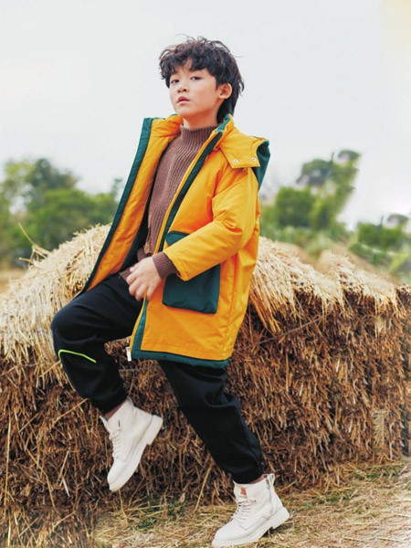 彩色笔童装2019秋冬季拼色宽松棉服