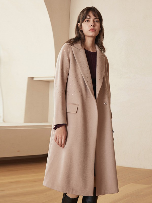 斯尔丽2020秋冬季杏色纯色大衣