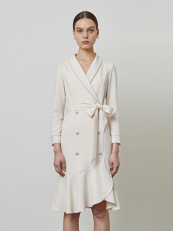 红凯贝尔2020秋冬季白色荷叶边连衣裙