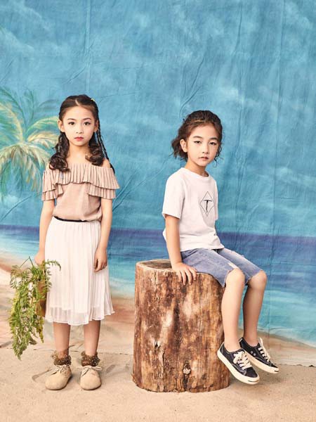 宠来宠趣2020春夏季白色印花T恤