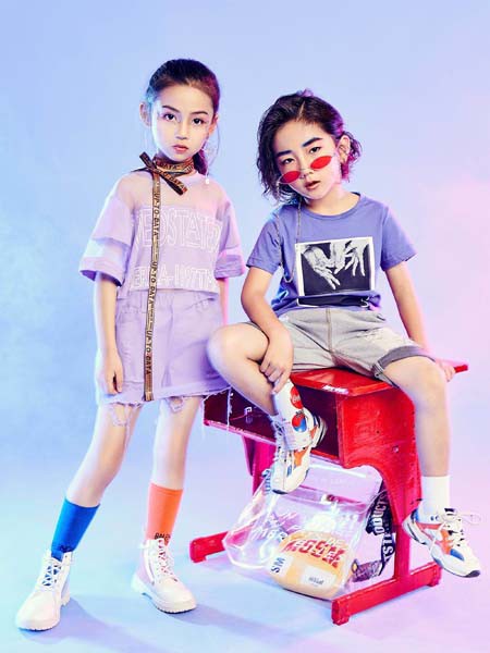 宠来宠趣童装2020春夏季蓝色印花T恤