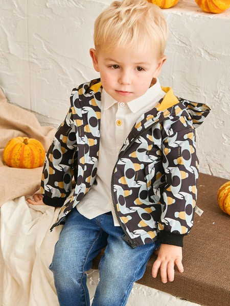 可拉比特2020秋冬季黑色印花外套