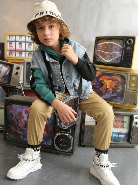 青蛙王子2020秋冬季蓝色纯色马夹