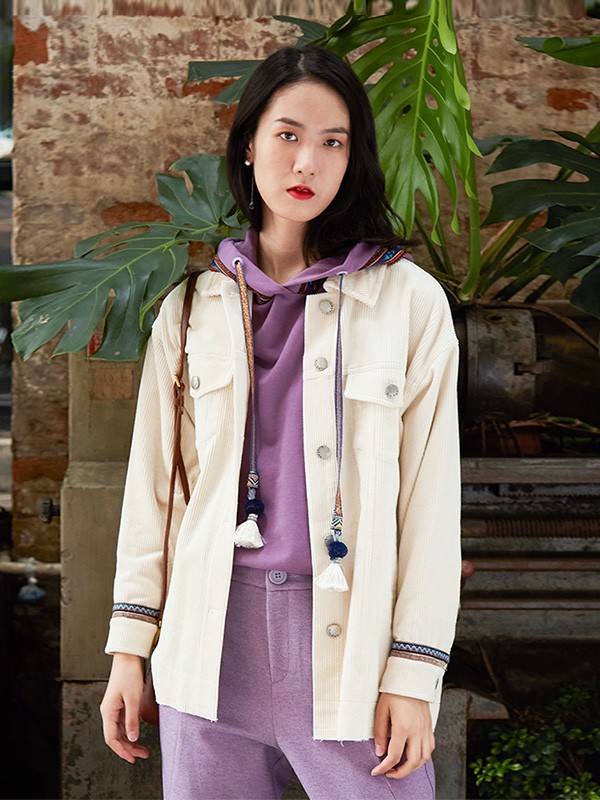 丽迪莎2020秋冬季米色撞色外套