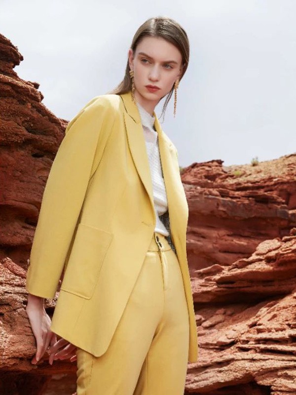 芝仪2020秋冬季黄色纯色西装