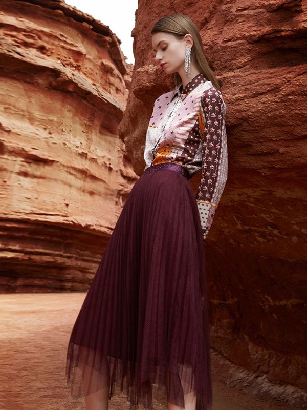 芝仪2020秋冬季拼色印花衬衫