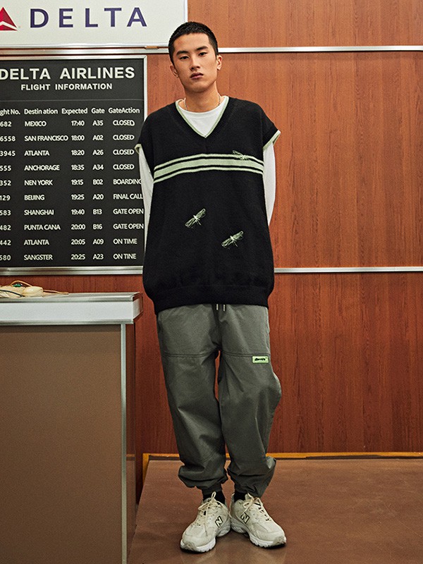 抹茶故事男装2020秋冬季黑色撞色背心