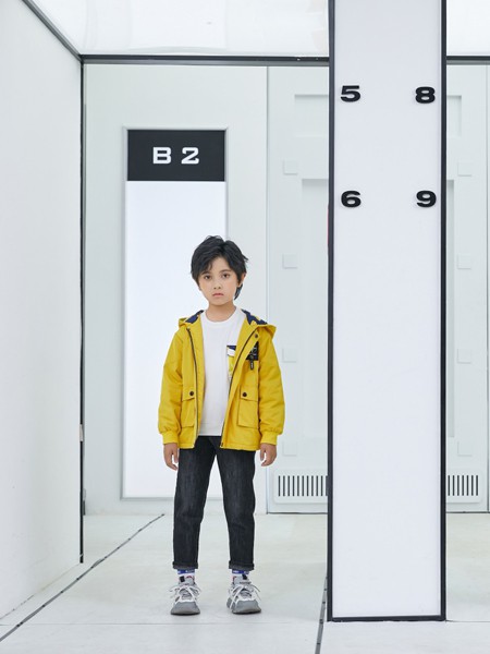 啾比乐2020秋冬季黄色宽松外套