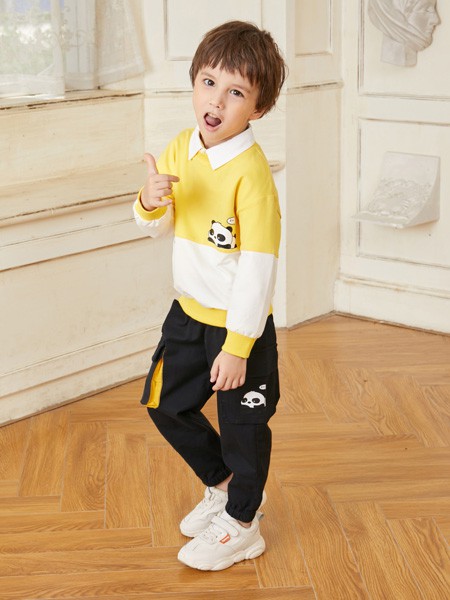 啾比乐2020秋冬季拼色印花上衣