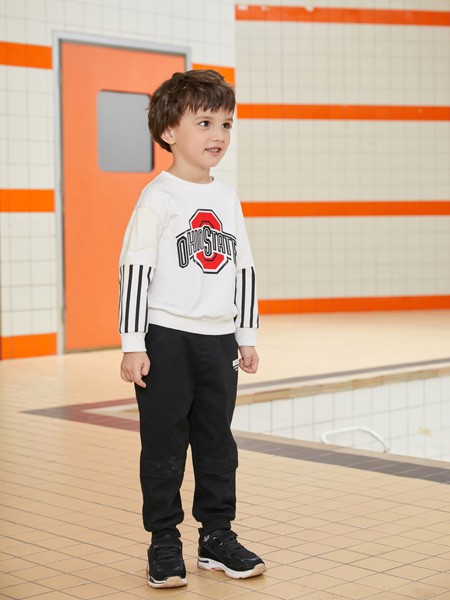 啾比乐2020秋冬季白色印花上衣