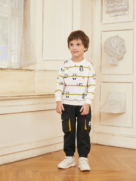 啾比乐2020秋冬季白色印花上衣