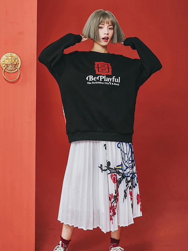 小黄鸭休闲装2020秋冬季黑色印花卫衣