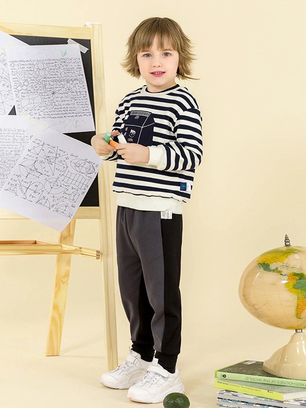 豆豆衣橱2020秋冬季黑色条纹上衣