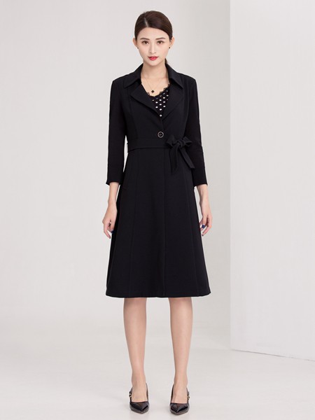 迪丝爱尔2020春夏季黑色纯色外套