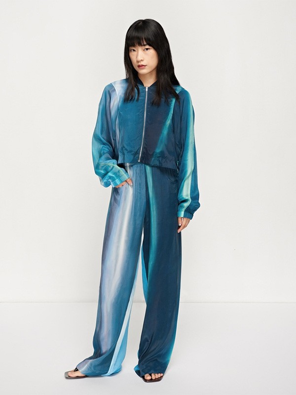 素然2020秋冬季蓝色渐变外套