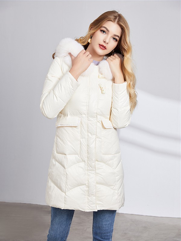 城市衣柜2020秋冬季白色带毛领羽绒服