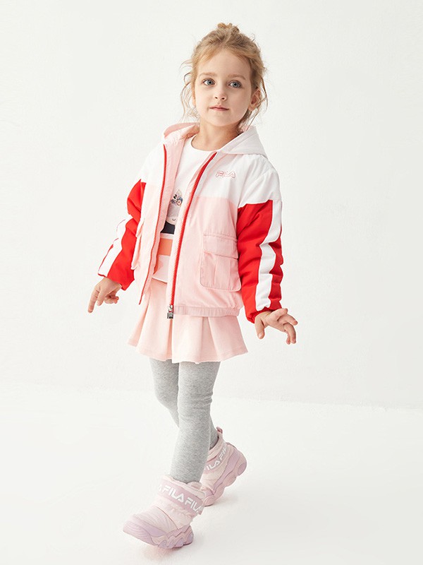 斐乐2020秋冬季拼色连帽外套