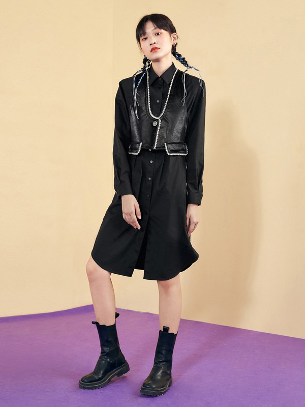 太平鸟2020秋冬季黑色纯色衬衫裙