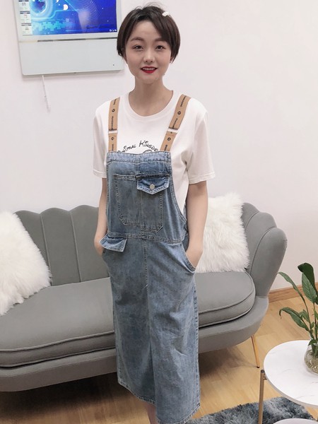 珂希莉2020春夏季蓝色纯色背带裙