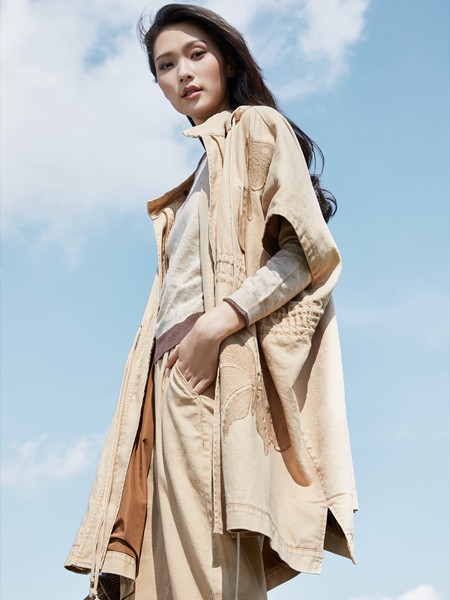 谷度女装2020秋冬季卡其色纯色外套